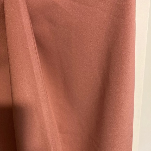 Gown - Picture 4 of 5
